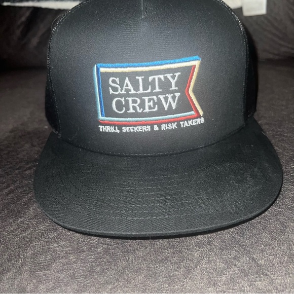 Salty Crew Other - SALTY CREW TRUCKER HAT  (A3)